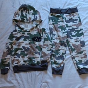 Star Wars Baby Yoda hooded sweat-suit